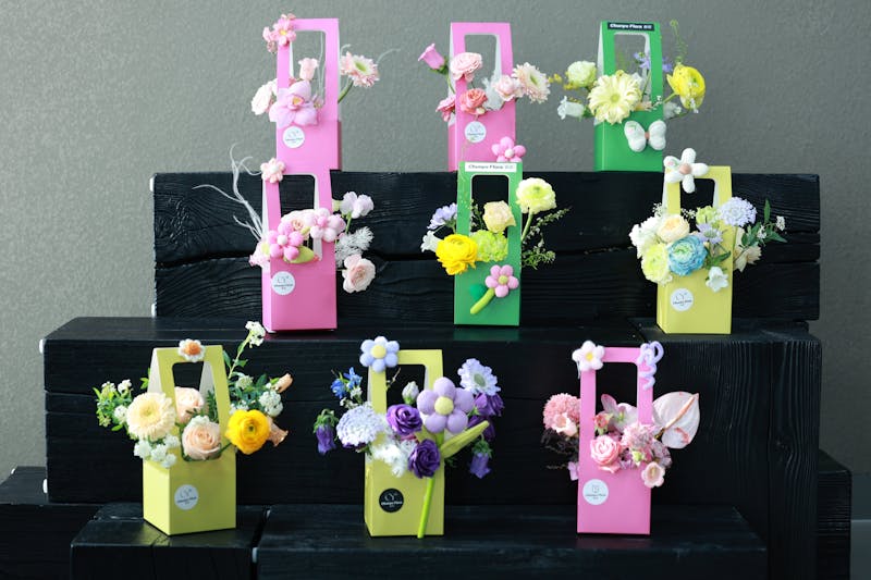 Arreglo flores exóticas coloridas interflora — regalo especial