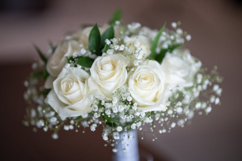 Ramo novia interflora — bouquet nupcial elegante